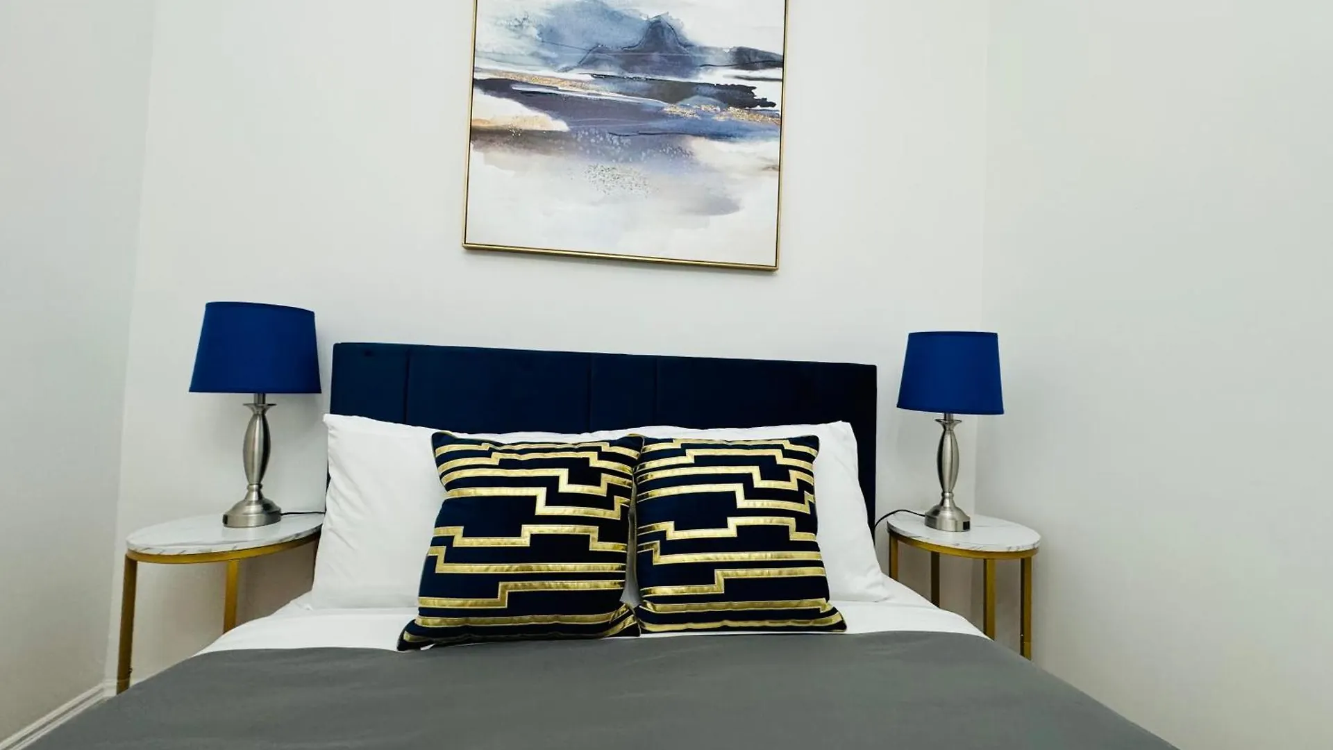 Lincoln Center New York Apartment